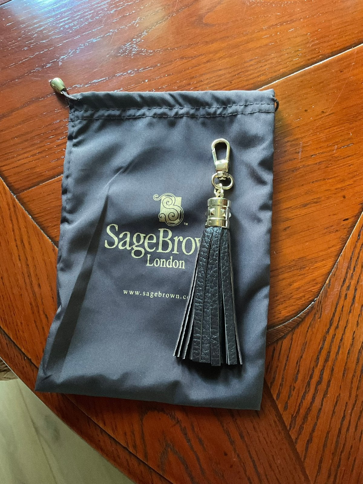 MOOIE NIEUWE SAGEBROWN LONDON SLEUTEL/TASHANGER ECHT LEDER, Ophalen of Verzenden, Nieuw, Overige typen
