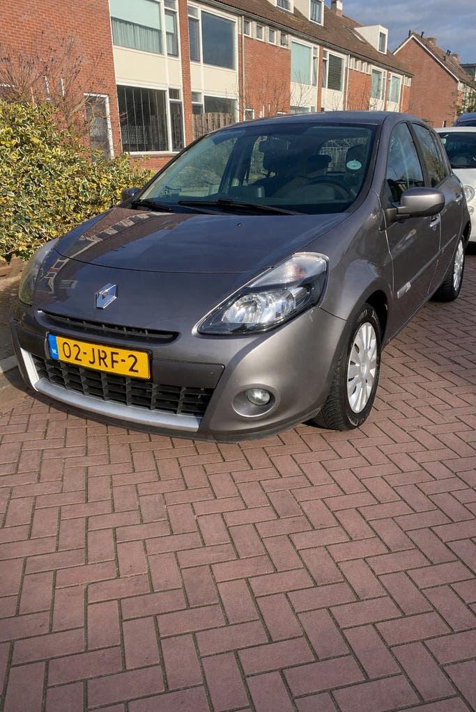 Renault Clio 1.6 DYNAMIQUE AUTOMAAT ECC NAVI-CRUISE.C -Airco, Auto's, 535 kg, 4 cilinders, 1165 kg, Origineel Nederlands