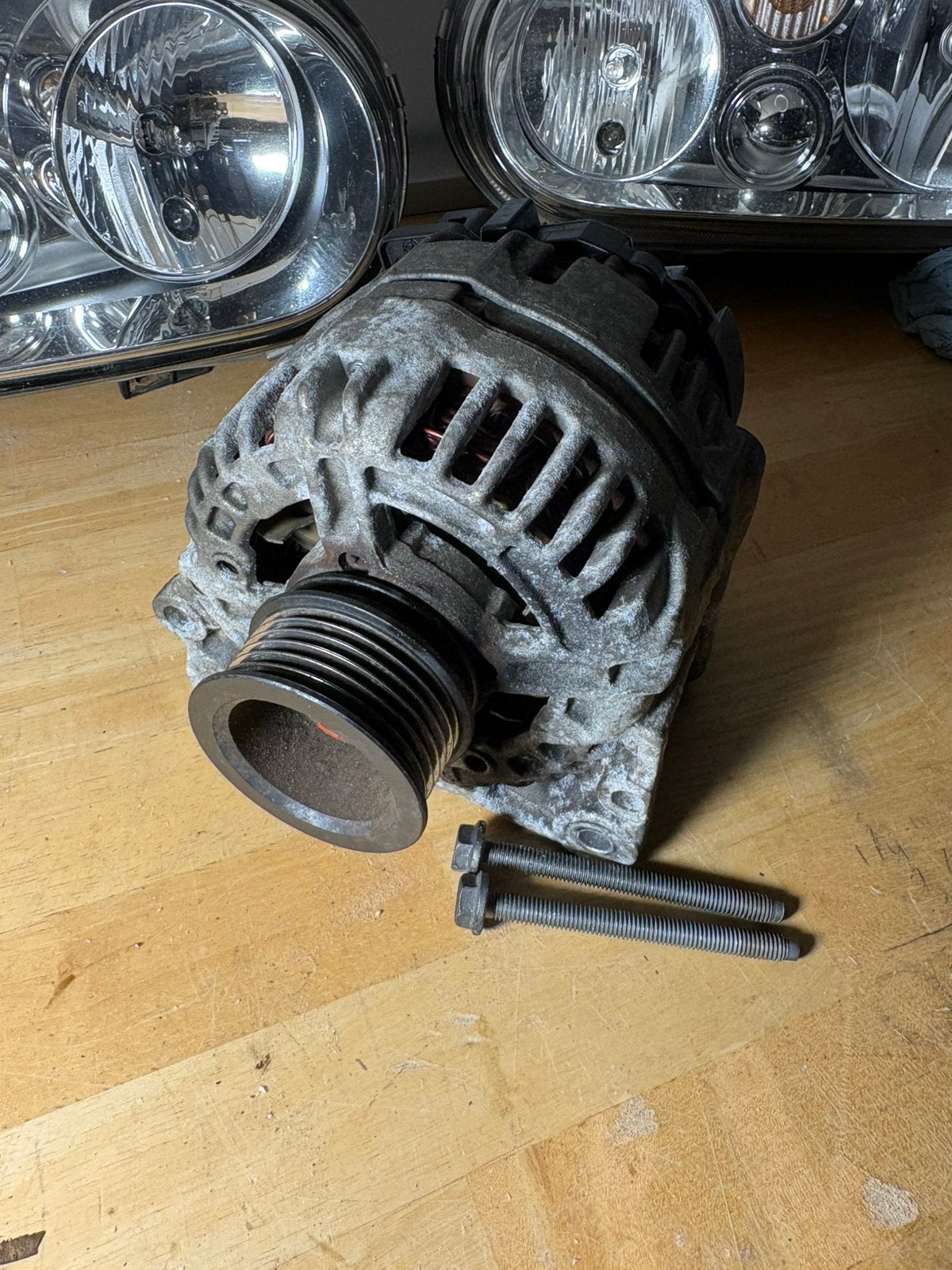 VW Golf 4 - Audi A2 Dynamo - 1.6 FSI, Auto-onderdelen, Ophalen, Audi