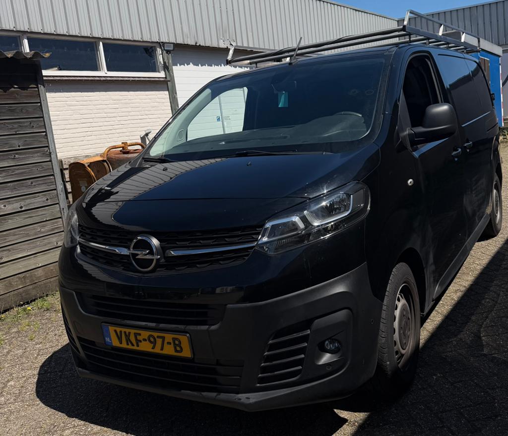 Opel Vivaro GB 1.5 Diesel 100pk L2h1 S/S 2021 Zwart, Auto's, Voorwielaandrijving, 15 km/l, 4 cilinders, Zwart