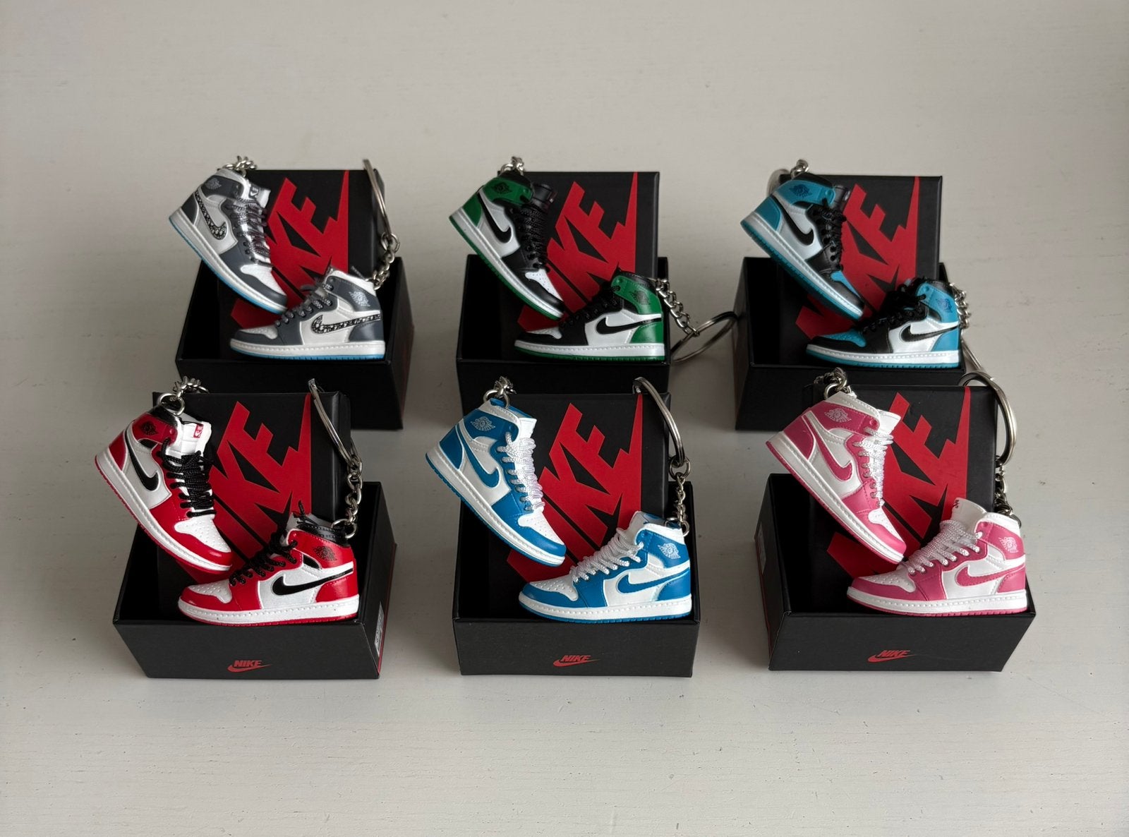 Mini Nike Air Jordan One Sleutelhangers., Ophalen of Verzenden, Zo goed als nieuw, Merk