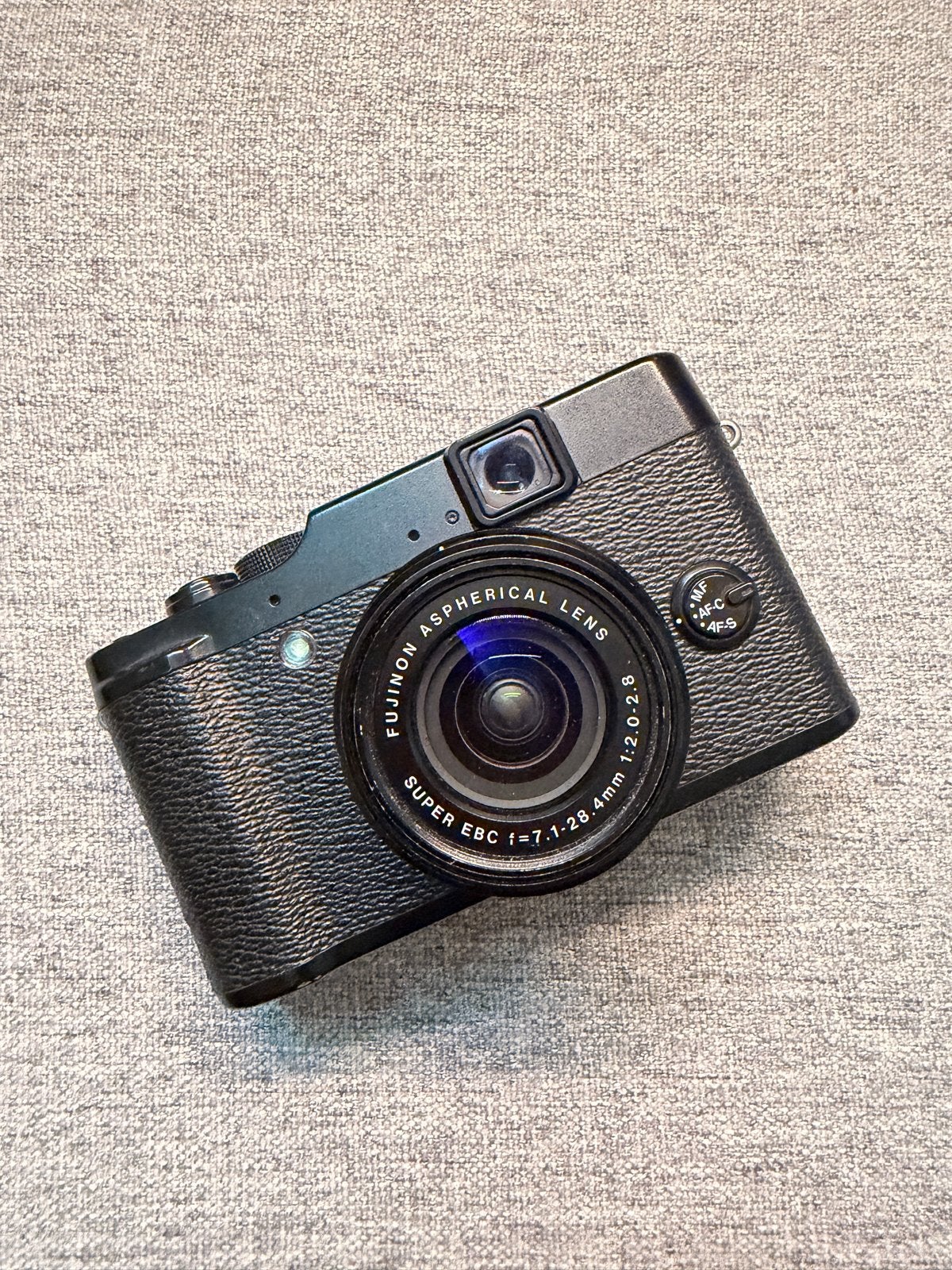 Fujifilm X10 Compactcamera, Audio, Tv en Foto, Fotocamera's Digitaal, Ingebouwde flitser, Ophalen of Verzenden, Zo goed als nieuw