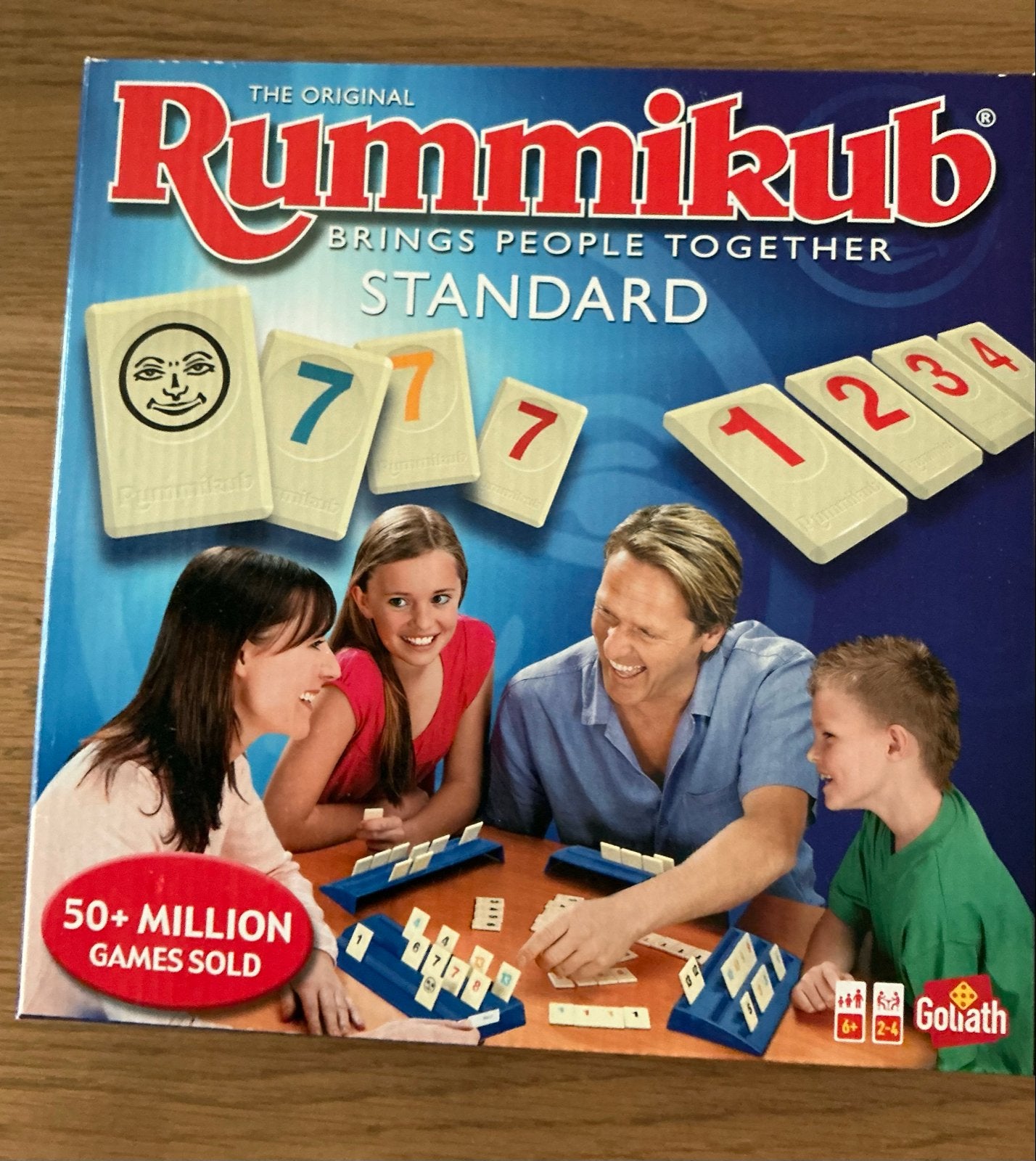 Rummikub Standard - Het populaire cijferspel - Nieuw, Drie of vier spelers, Ophalen of Verzenden, Nieuw