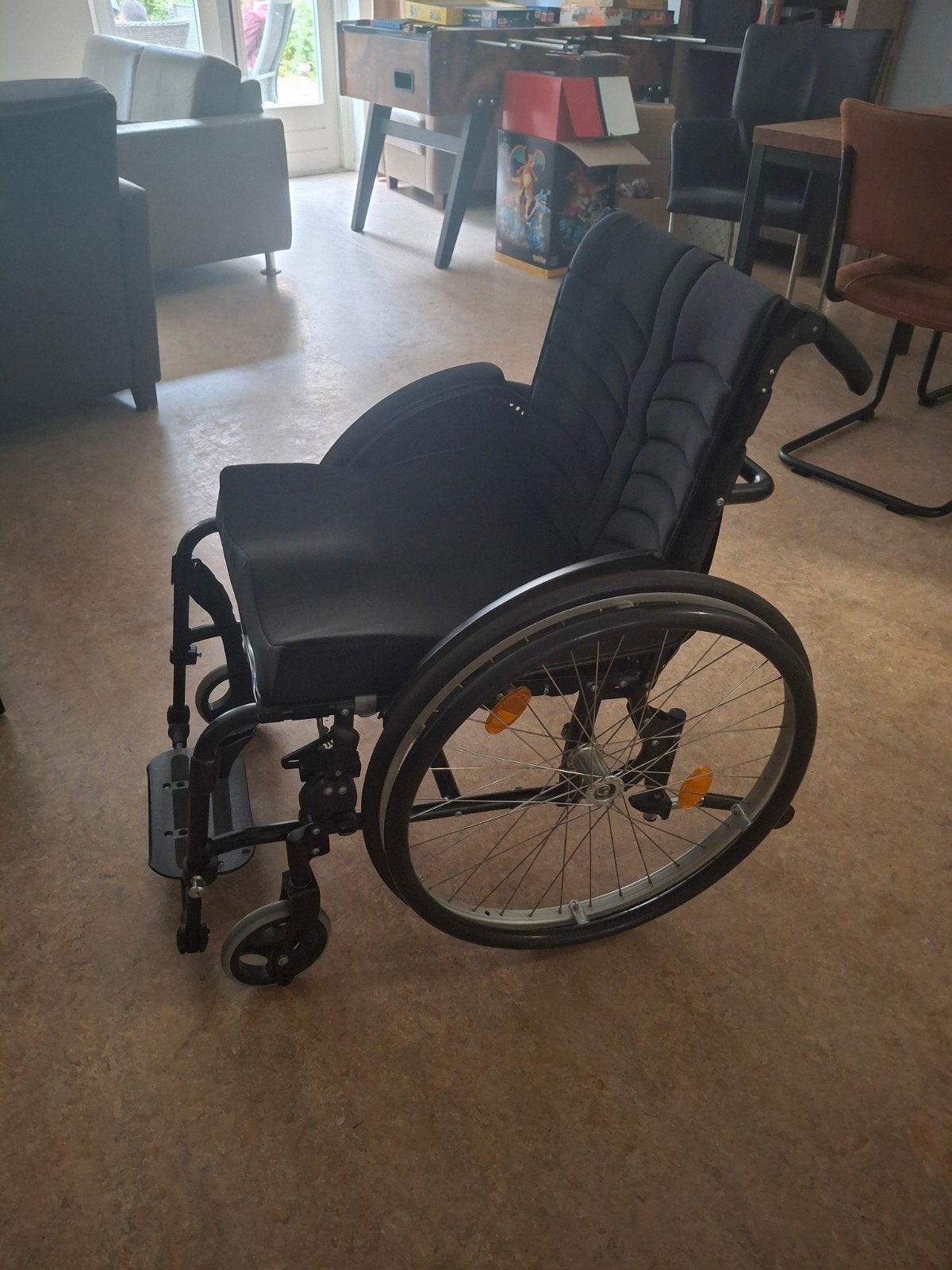 Quickie actieve, vastframe rolstoel, Ophalen, Zo goed als nieuw, Handbewogen rolstoel