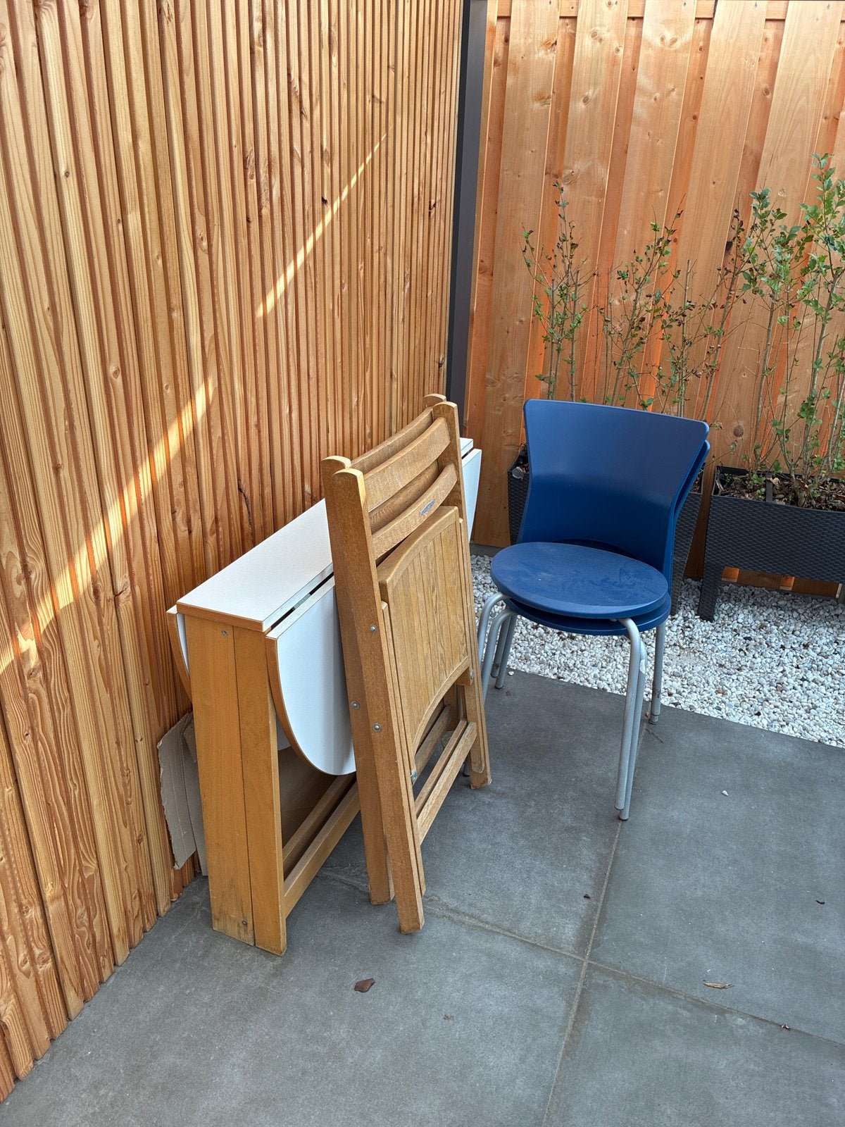 GRATIS Klaptafel met stapelstoelen, Ophalen, Gebruikt, 200 cm of meer, 50 tot 100 cm