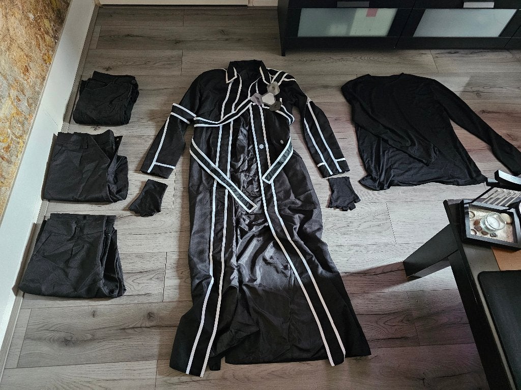 Sword Art Online Kirito kostuum, Ophalen of Verzenden, Zo goed als nieuw