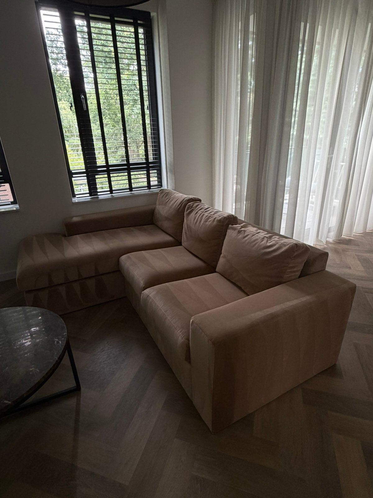 Luxe Velvet Velours hoekbank Goud Taupe Beige Eric Kuster, Huis en Inrichting, Ophalen, Zo goed als nieuw