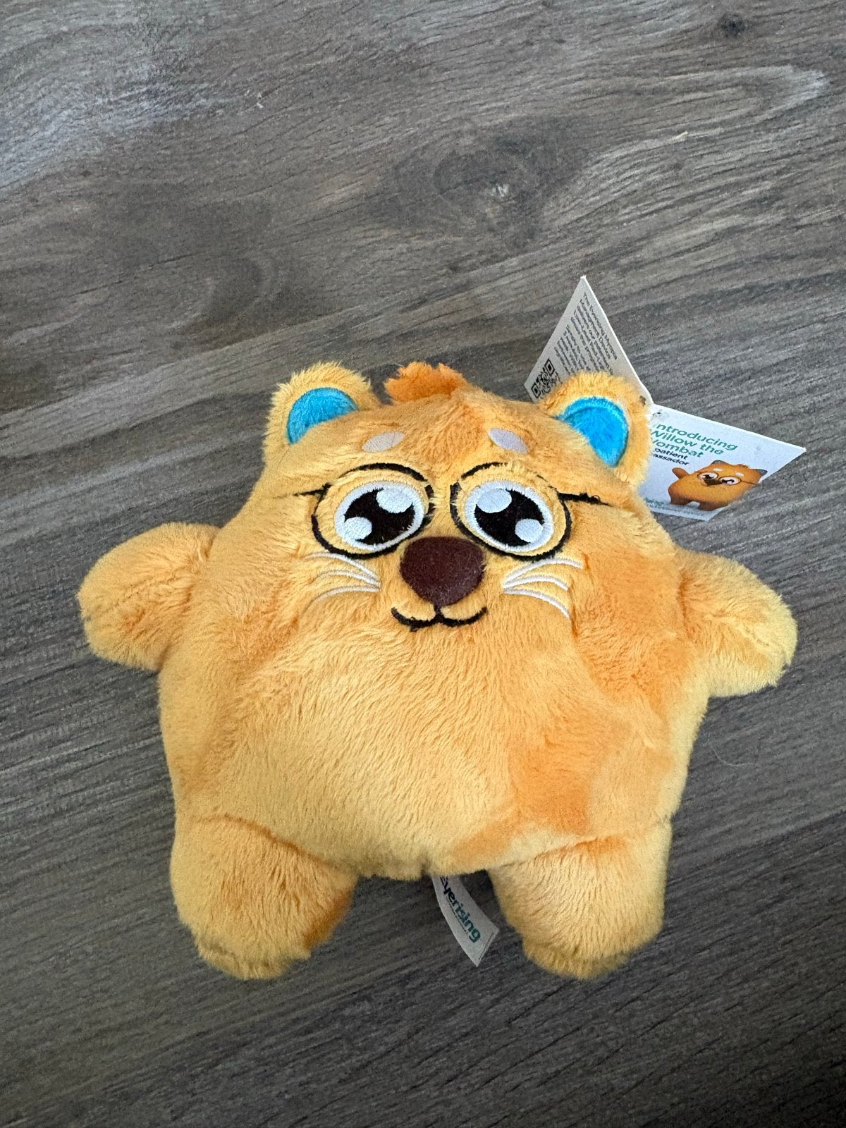 Gratis nieuwe wombat knuffel (rookvrij huis), Kinderen en Baby's, Speelgoed | Knuffels en Pluche, Ophalen, Oranje, Overige typen