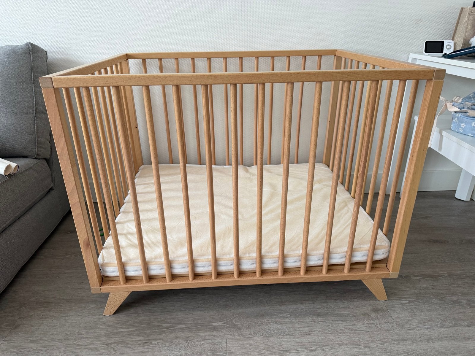 Bopita baby box with adjustable base, Kinderen en Baby's, Ophalen, Gebruikt