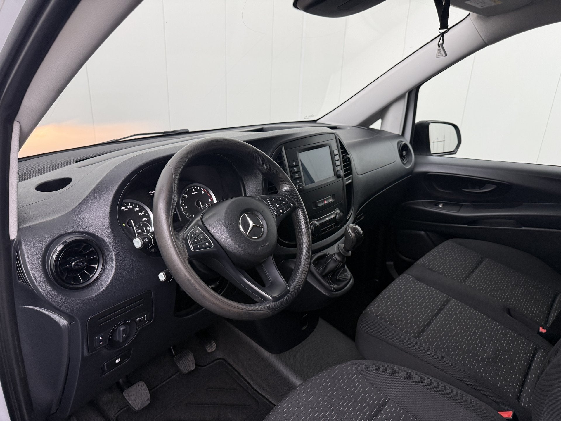 Mercedes-Benz Vito 114CDi Lang Achterdeuren | Navigatie | Ca, Auto's, Bestelauto's, Multifunctioneel stuurwiel, Gebruikt, Euro 6