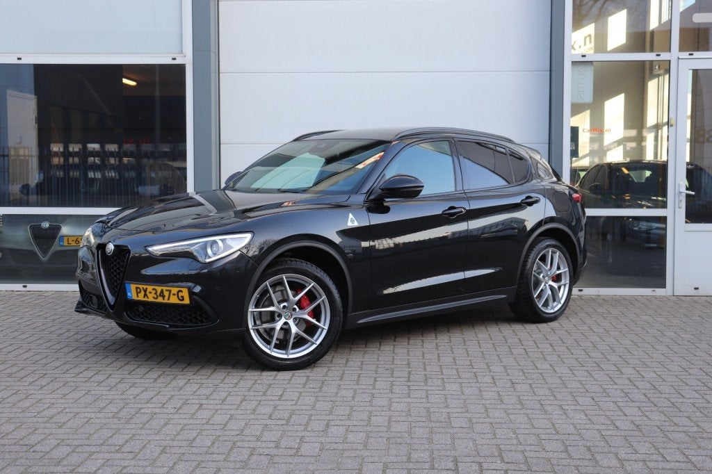 Alfa romeo STELVIO 2.0 T AWD SUPER/ORIG.NL/PAN.DAK/HARMANK./, Auto's, Alfa Romeo, Bedrijf, Stelvio, 4x4, ABS, Airbags, Bluetooth