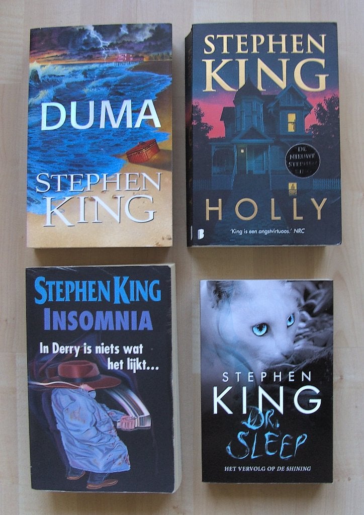 4 x Stephen King - Duma / Holly /  Dr. Sleep / Insomnia, Ophalen of Verzenden, Zo goed als nieuw, Stephen King, Amerika