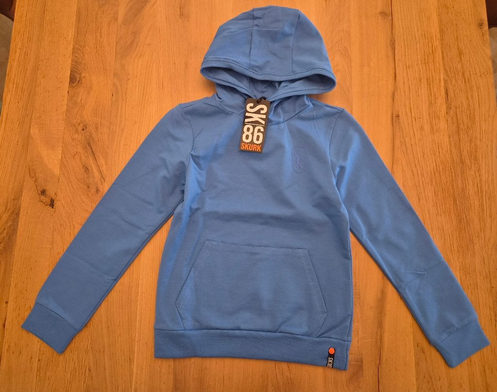 Nieuw! Skurk hoodie, lichtblauw, jongen, maat 134/140, Skurk, Trui of Vest, Nieuw, Ophalen of Verzenden