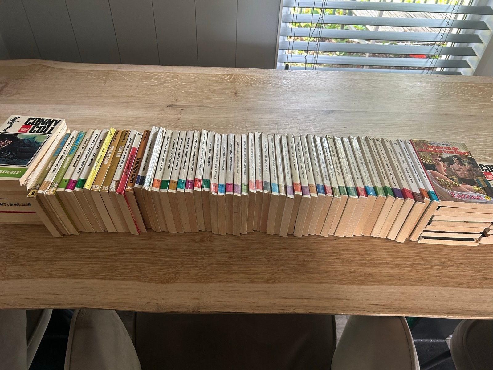 Grote collectie Conny Coll boeken (50+ stuks), Boeken, Ophalen of Verzenden, Gelezen, Nederland