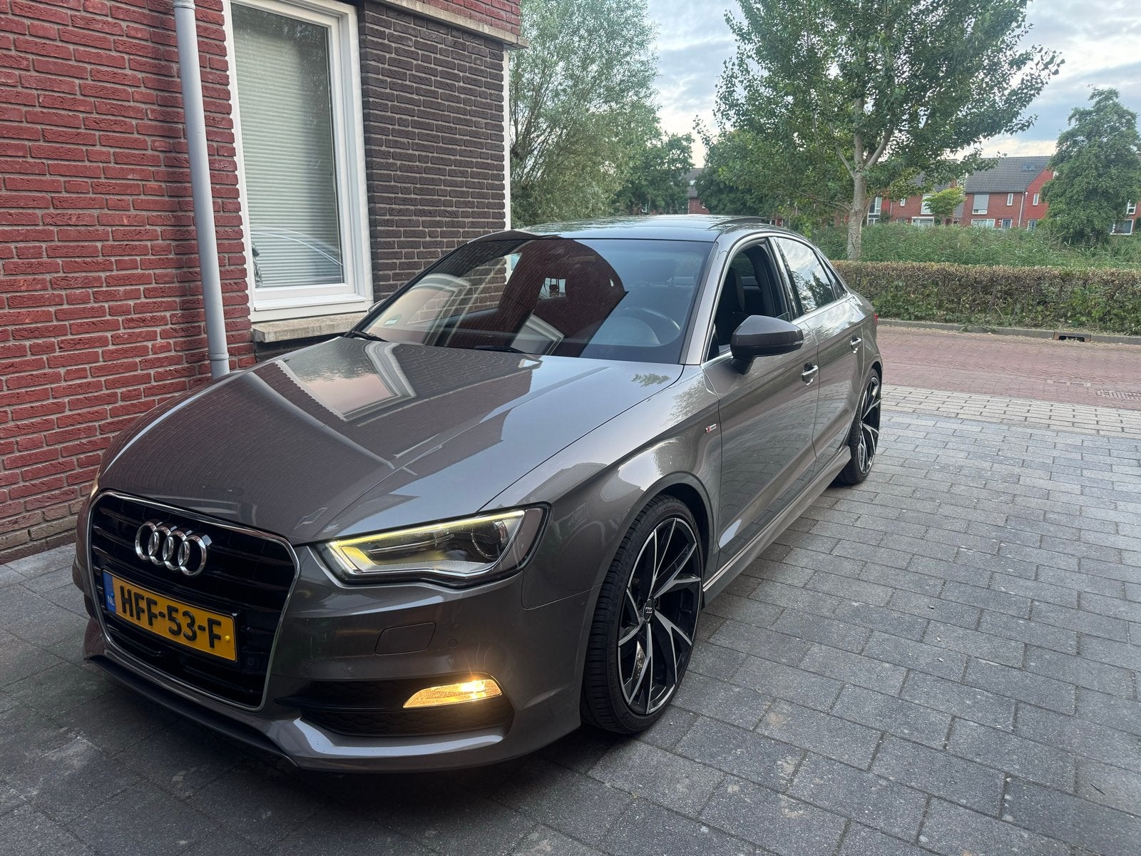 Audi A3 Limousine|S-line|Alcantara|Panoramadak|Keyless, Auto's, 1395 cc, Particulier, Dealer onderhouden, Sedan