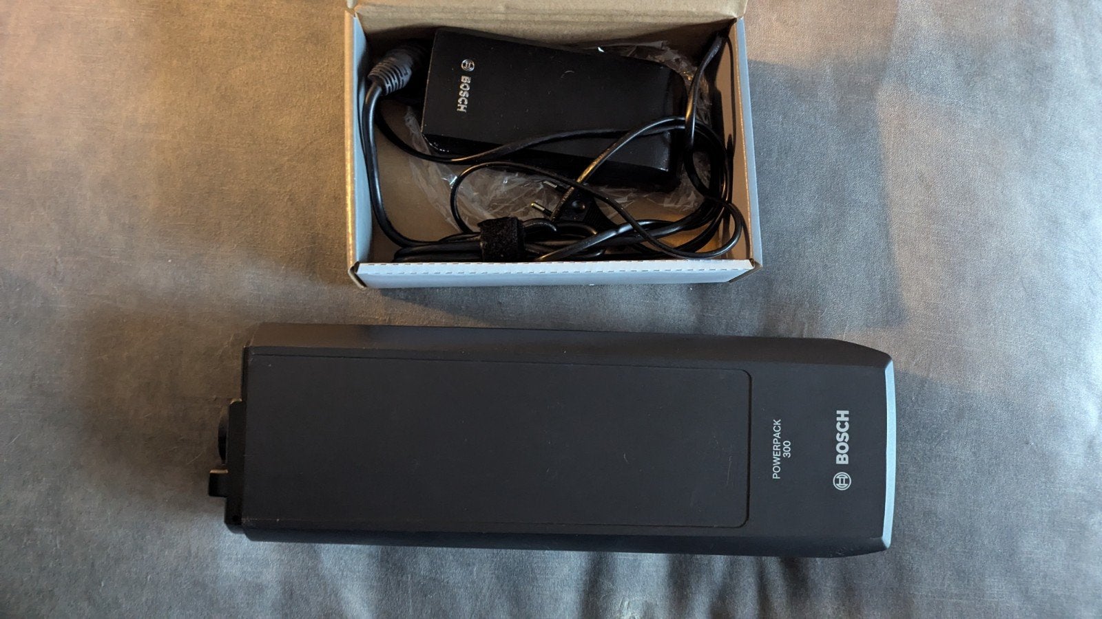 Powerpack 300 bosch met opladen, Ophalen of Verzenden
