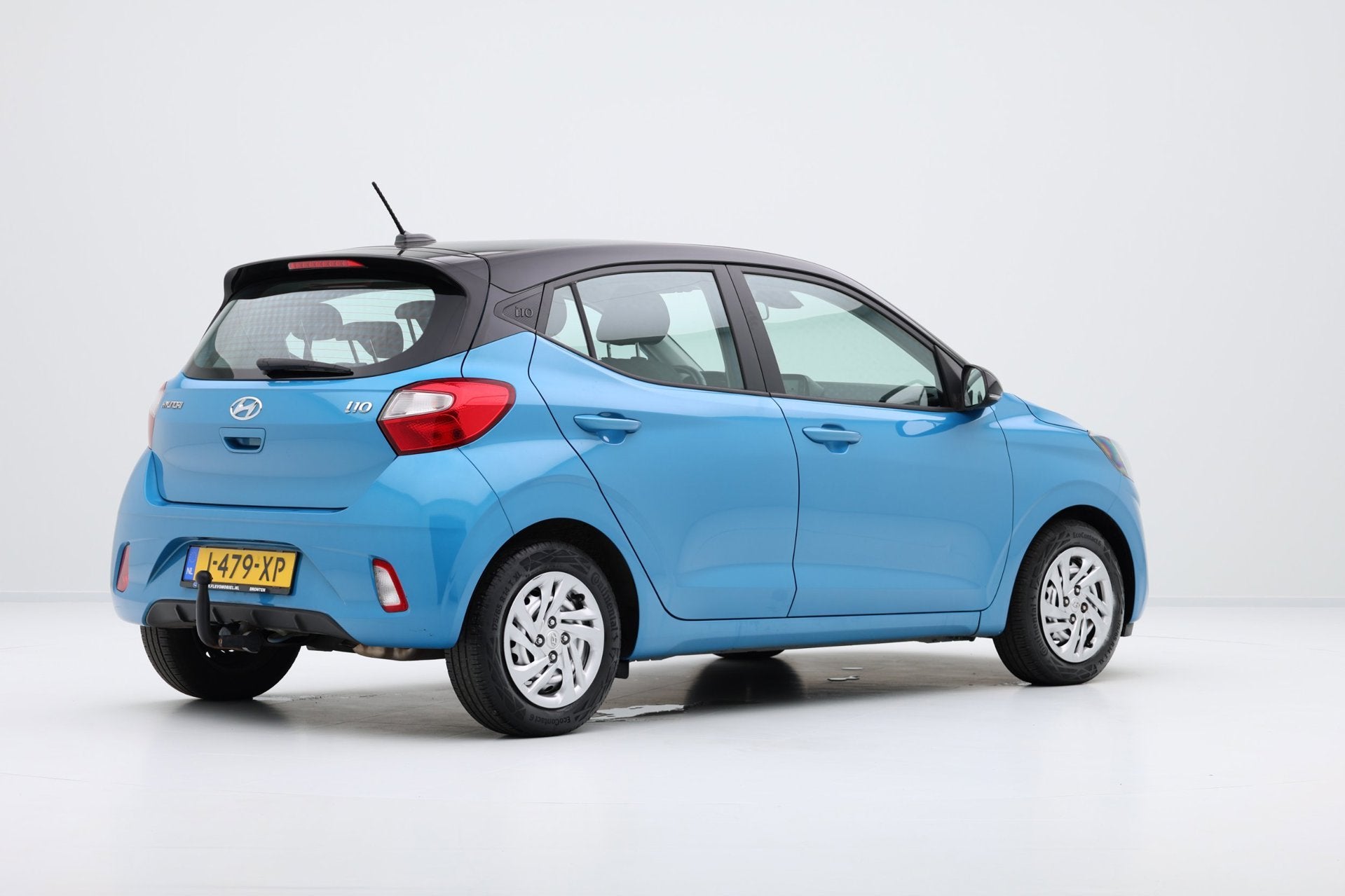 Foto 4 van Hyundai I10 1.0 Comfort Aut. 5-zits|Two-Tone|Airco|Trekhaak|
