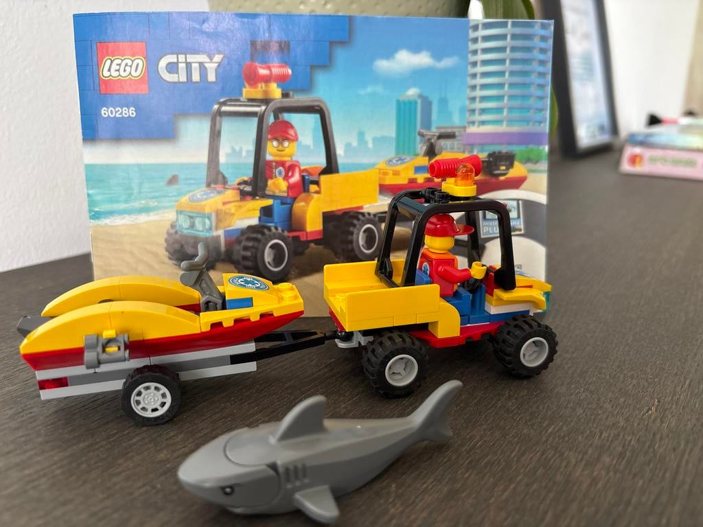 LEGO City 60286 Strandreddingsvoertuig met haai, City, Lego, Ophalen of Verzenden, Zo goed als nieuw