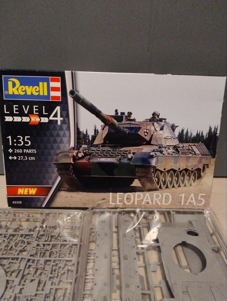 Revell Leopard 1A5 Tank Modelbouwkit - Nieuw in doos, Tank, Nieuw, Ophalen of Verzenden, 1:32 tot 1:50