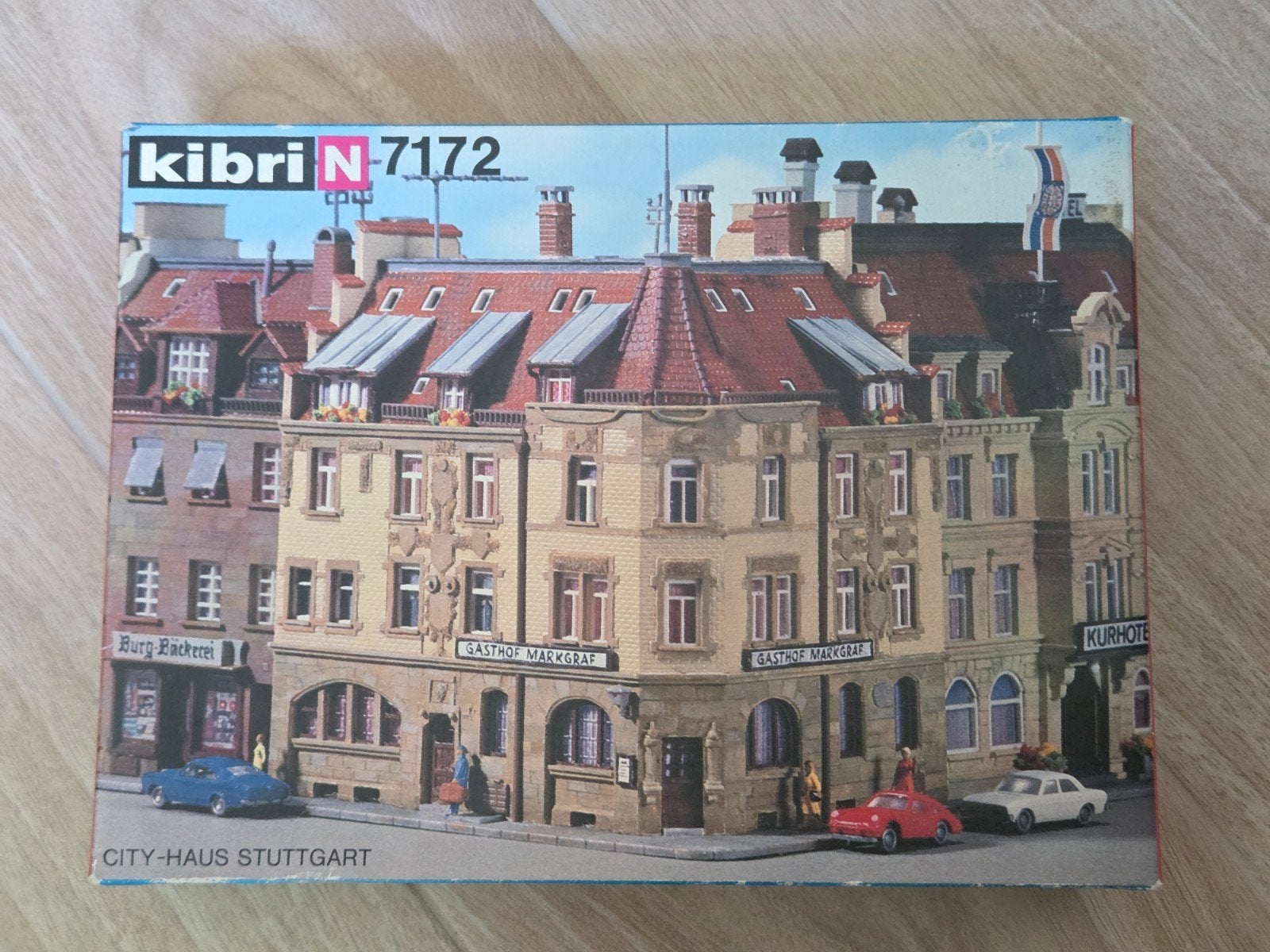 Kibri N 7172 City-Eckhaus Stuttgart - Nieuw in verpakking, Ophalen of Verzenden, Nieuw, Brug, Tunnel of Gebouw, Overige merken