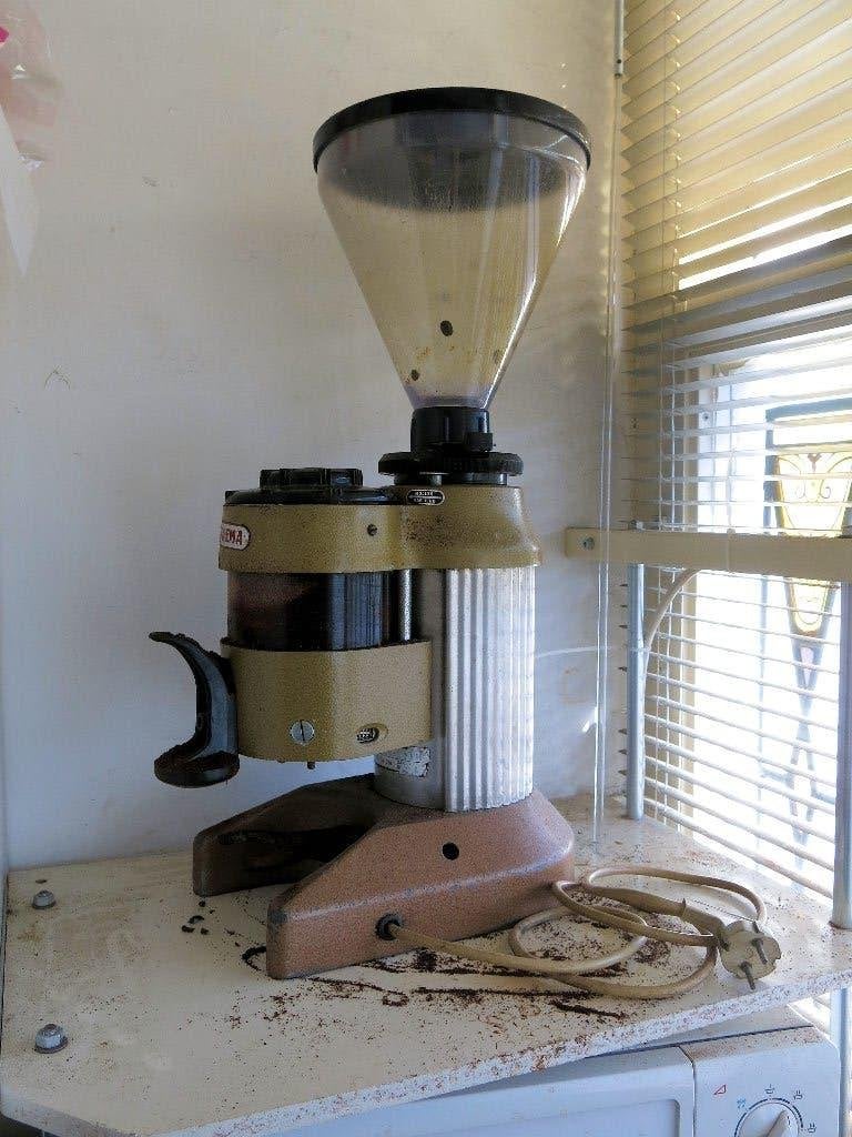 Faema horeca koffiemolen, Ophalen, Gebruikt, Koffiemolen