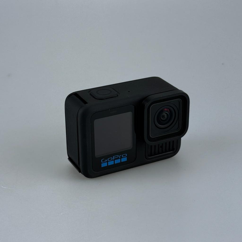 GoPro Hero 13 Black inclusief case, GoPro, Zo goed als nieuw, Support@gopro.com, 3025 Clearview Way
San Mateo, CA 94402
USA