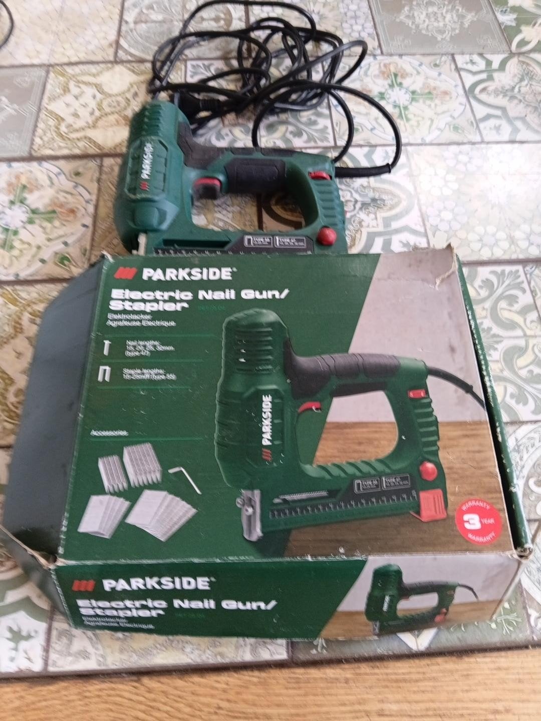 Parkside elektrische tacker / nietmachine – weinig gebruikt, Ophalen, Zo goed als nieuw, Boor- en/of Breekhamer