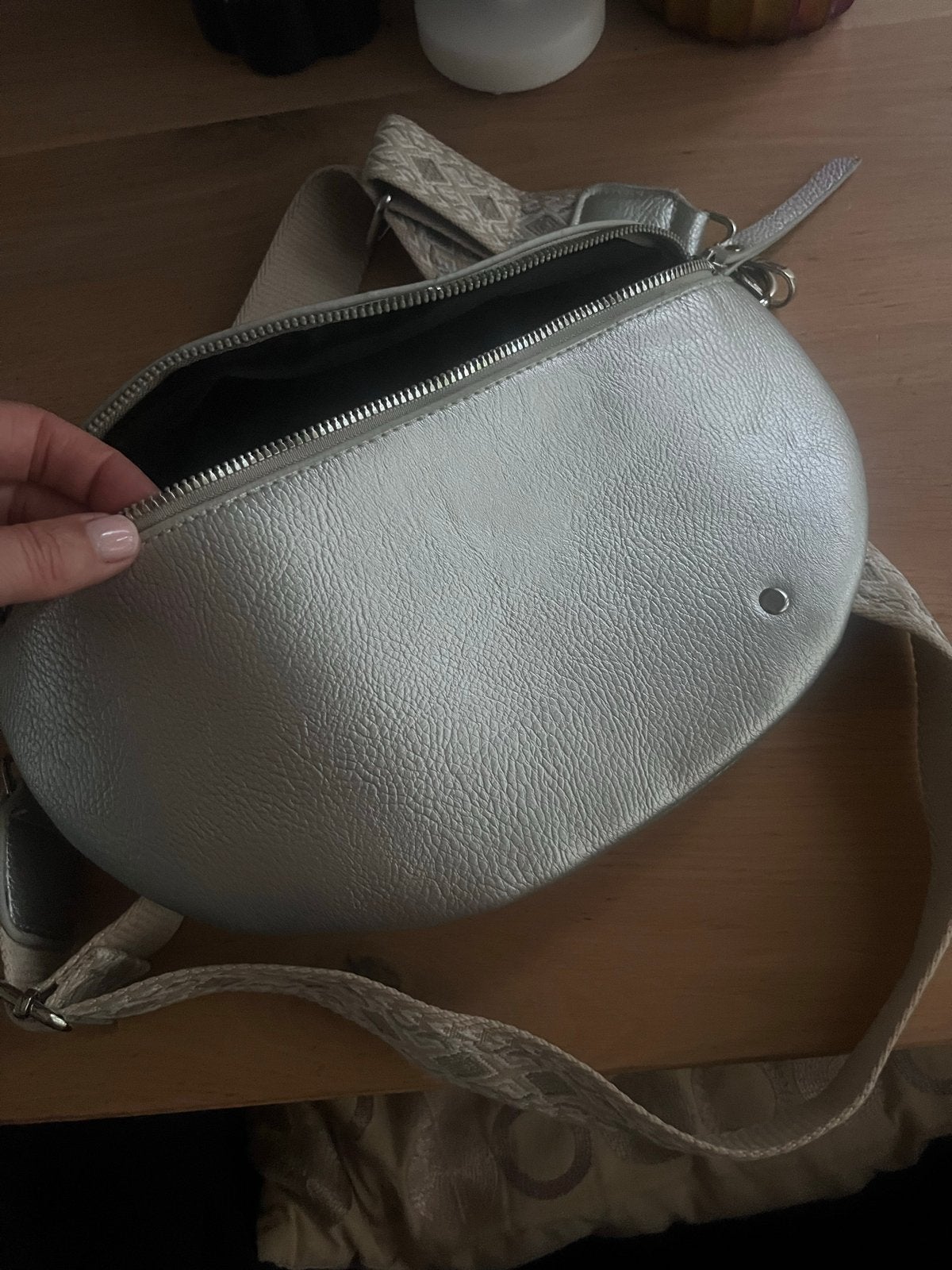 Zilverkleurige nieuwe grote crossbody  met Verstelbare Band, Ophalen of Verzenden, Nieuw, Overige kleuren, Overige typen