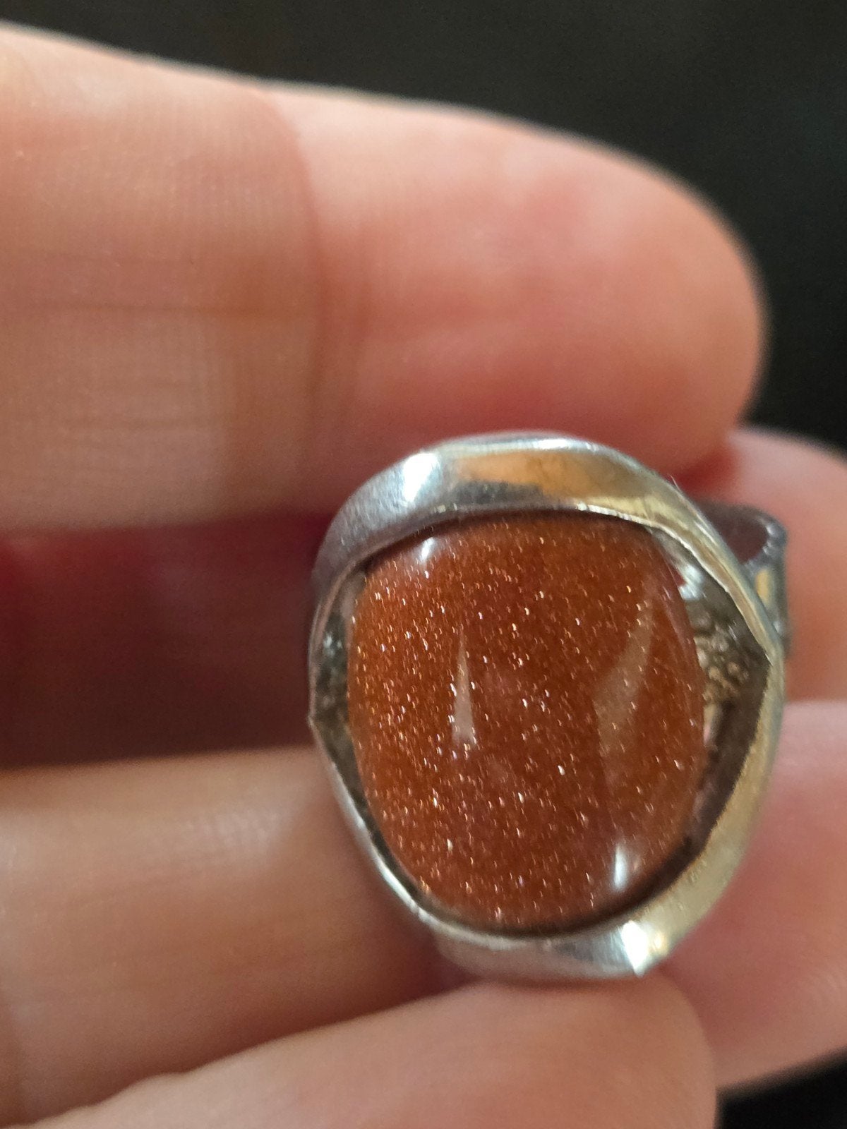 Verstelbare ring met steen, maat 17/19, Sieraden, Tassen en Uiterlijk, Overige materialen, Gebruikt, Oranje, Ophalen of Verzenden