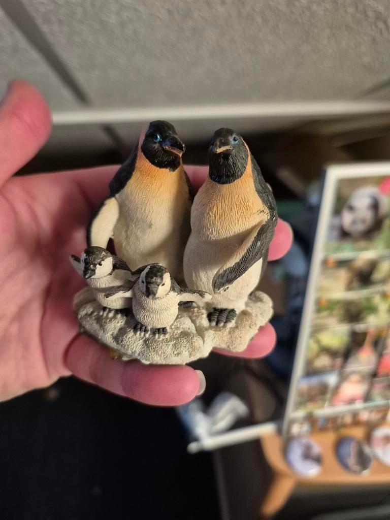 Pinguïn beeldje 2 pinguïns en kuiken pinguïn familie, Ophalen of Verzenden, Zo goed als nieuw, Dier