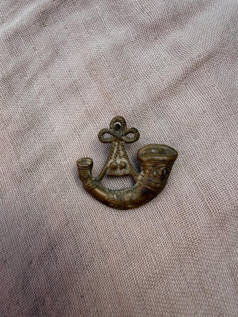 Original British Army WW1/WW2 Officer's Bronze Collar Badge, Ophalen of Verzenden, Landmacht, Engeland, Embleem of Badge