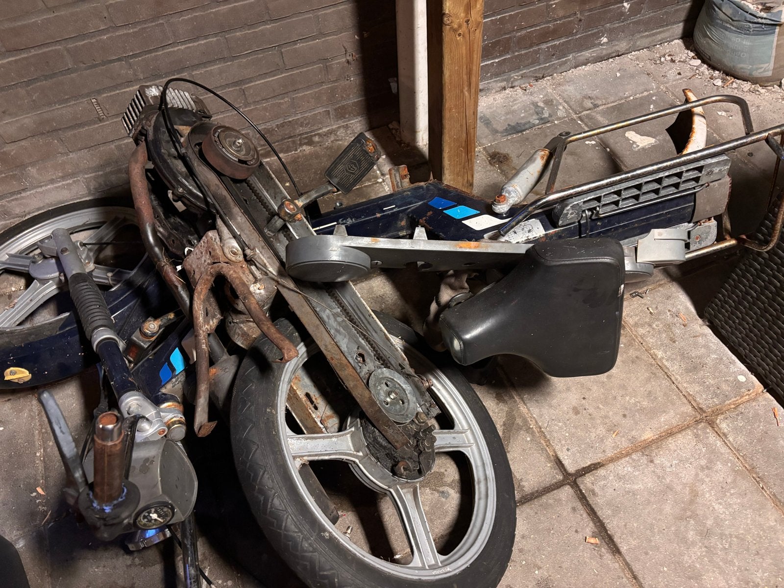 Oude Piaggio Vespa - Restauratieproject, Ophalen of Verzenden, Gebruikt, Overige typen, Piaggio