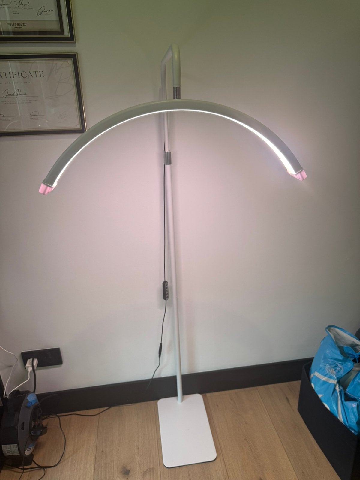 Half Moon LED Lamp, Ophalen, Zo goed als nieuw, Minder dan 100 cm