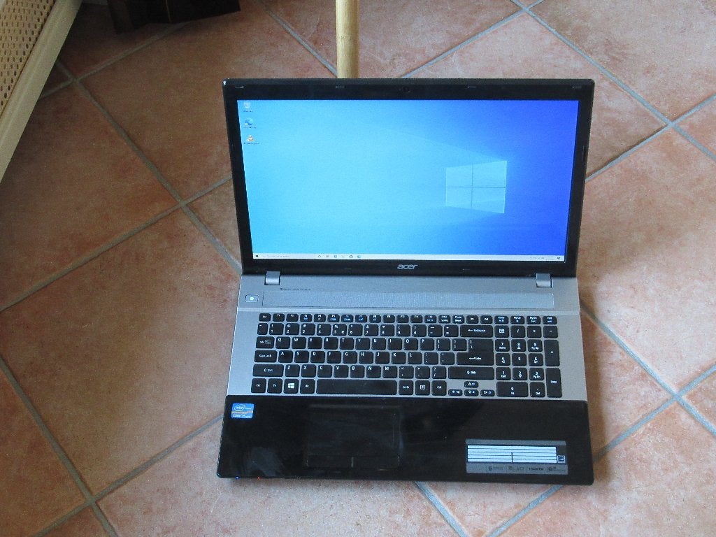 acer aspire v3 731  i5, Computers en Software, Gebruikt, HDD, 2 tot 3 Ghz, Qwerty