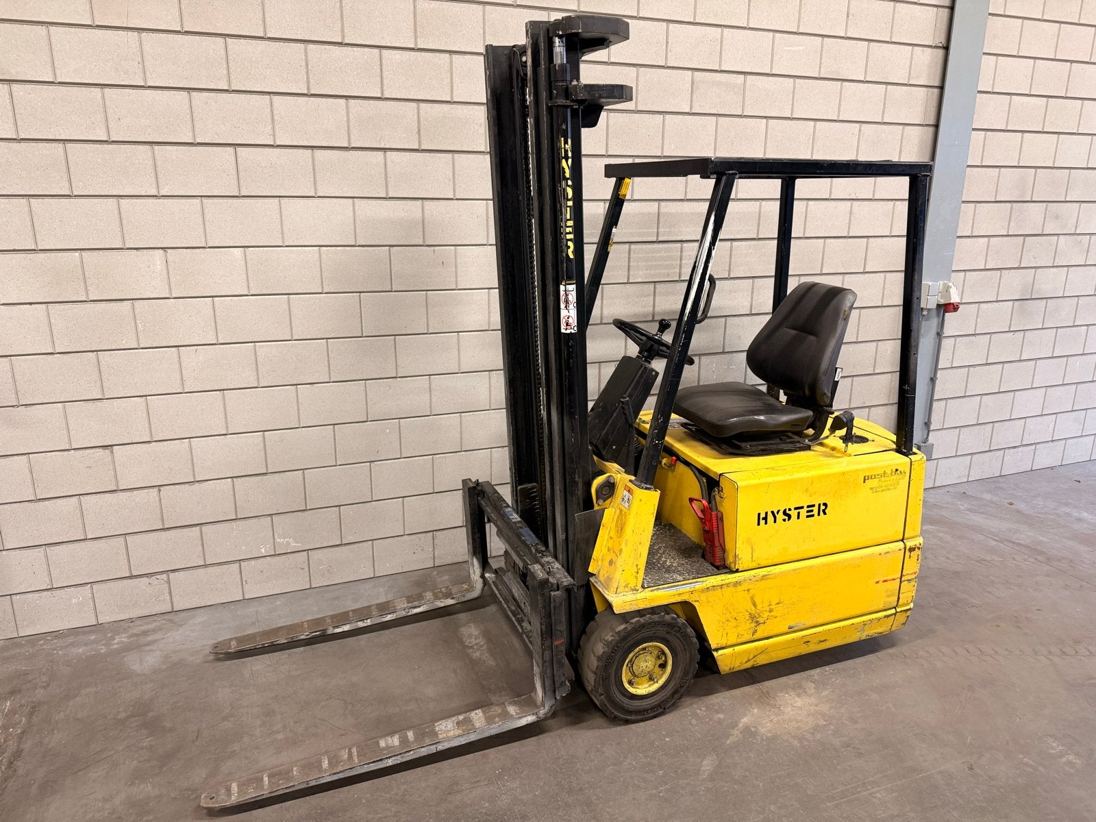 Hyster Elektrische Heftruck - 1500kg Compact en Krachtig, 1000 tot 2000 kg, Ophalen, Elektrisch, Heftruck