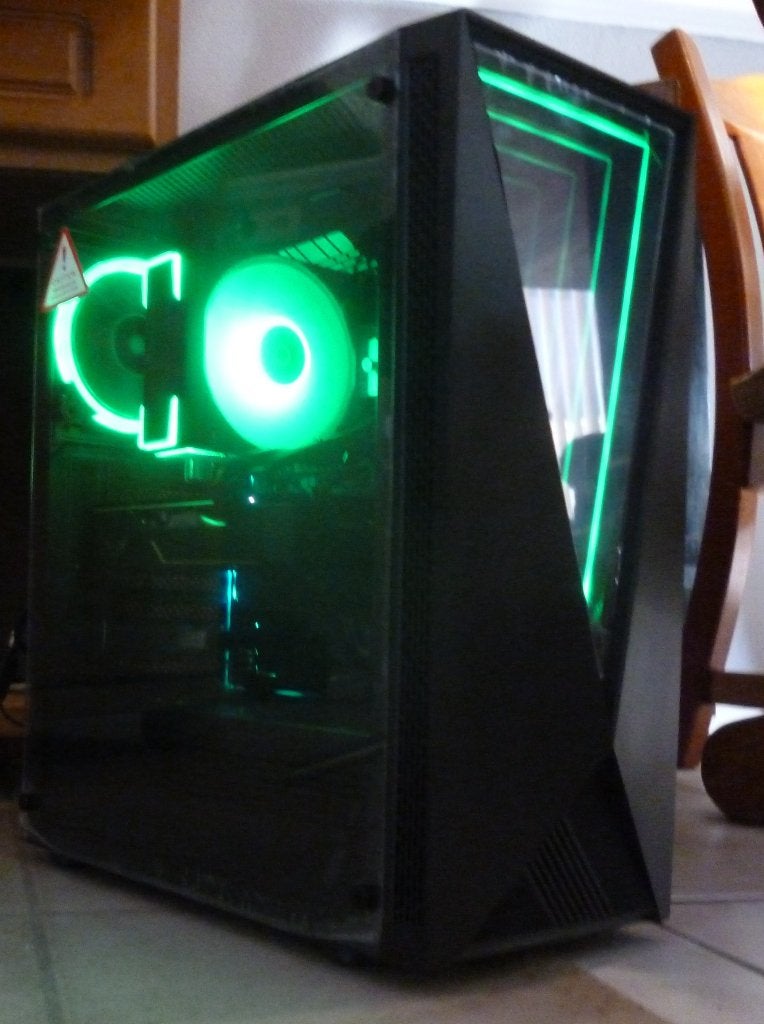 Mooie Amd Ryzen rgb game pc, Computers en Software, Ophalen, Zelf gebouwde pc, Zo goed als nieuw, 2 TB