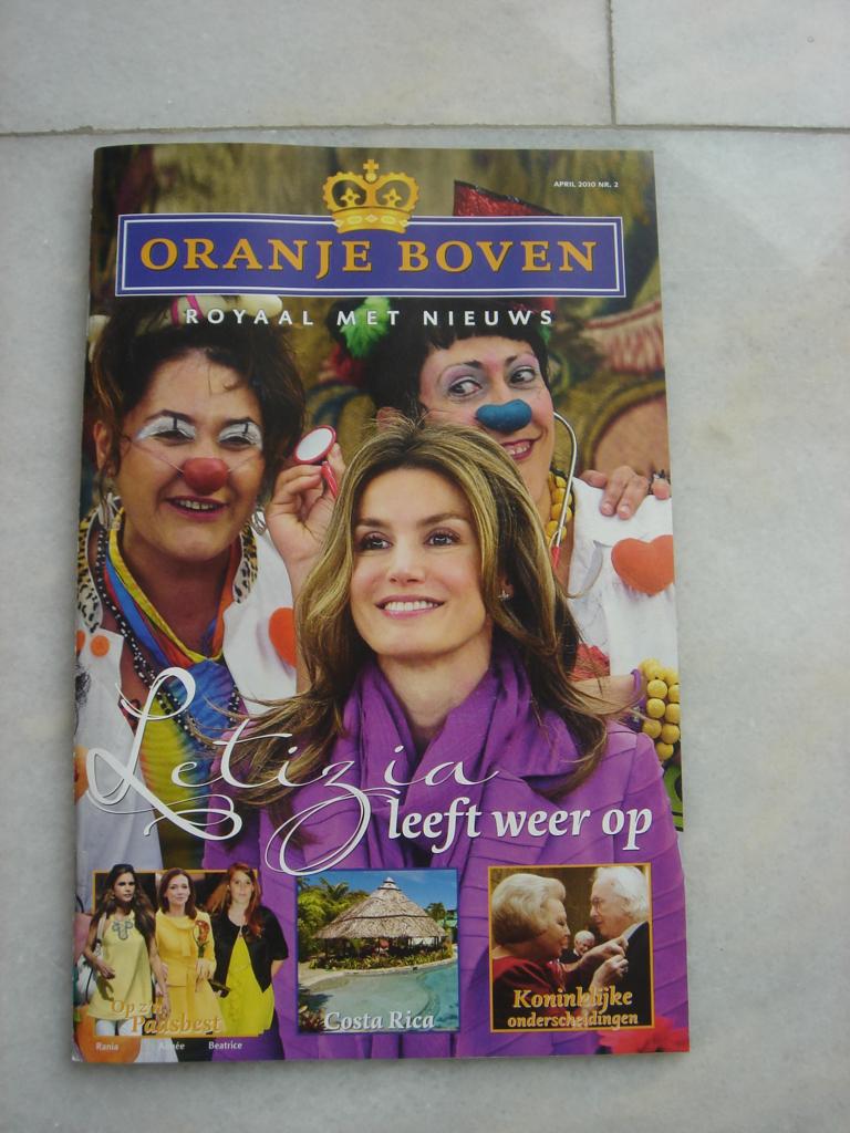 Oranje Boven April 2010  nr. 2 Tijdschrift, Verzamelen, Koninklijk Huis en Royalty, Ophalen of Verzenden, Nieuw, Tijdschrift of Boek