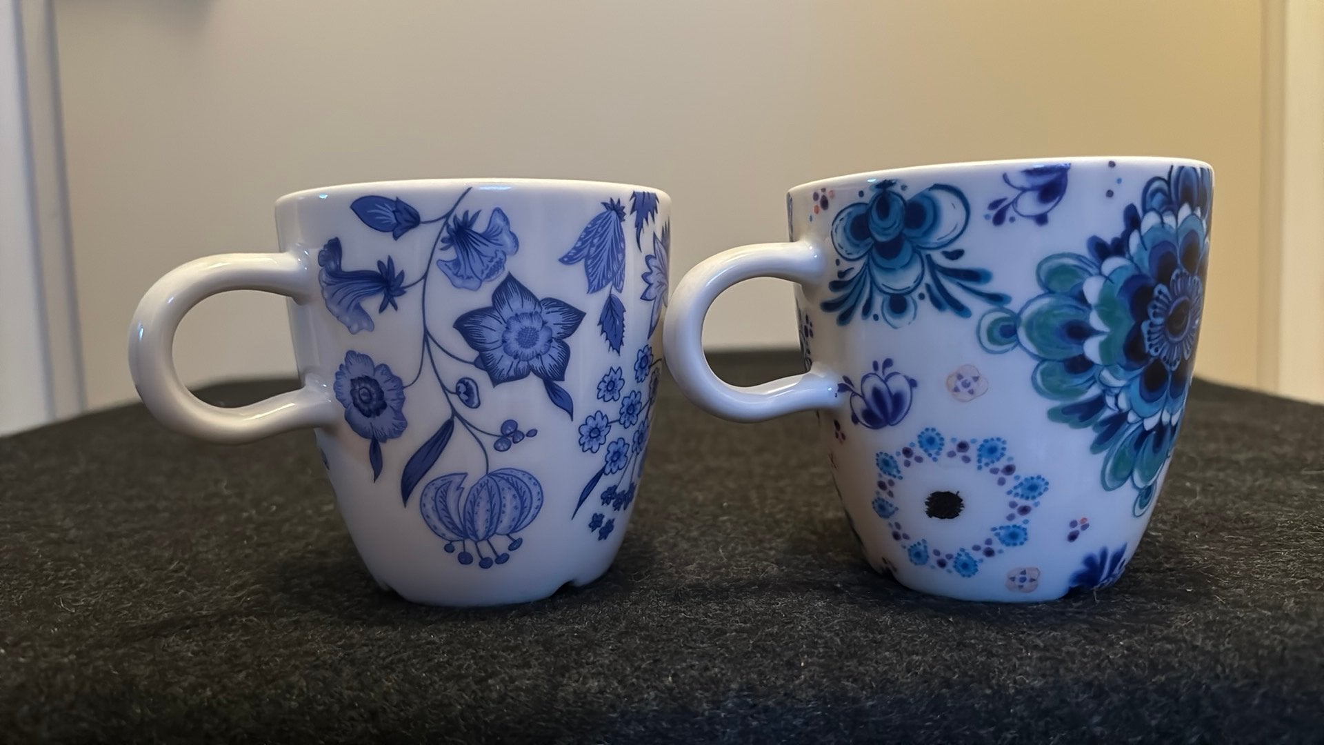 2 DE koffie mokken Hylper Heritage, Huis en Inrichting, Keuken | Servies, Ophalen of Verzenden, Overige stijlen, Kop(pen) en/of Schotel(s)