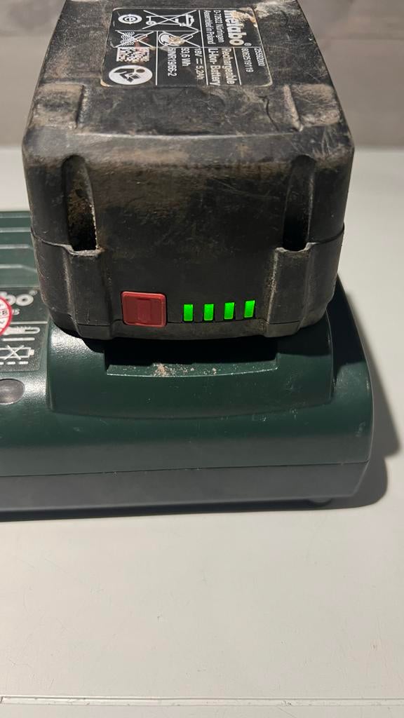 Metabo oplader en accu 18V 5.2Ah, N, Ophalen of Verzenden, N, N