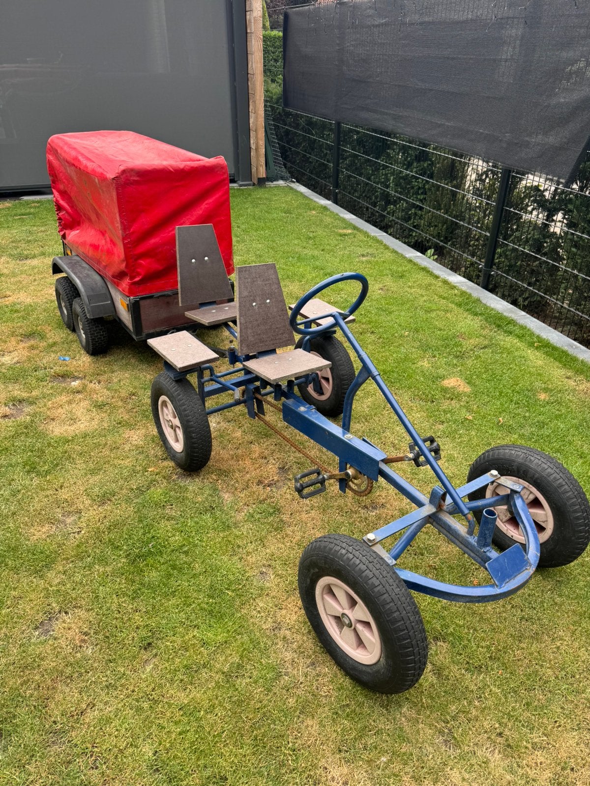 Skelter met aanhanger, Kinderen en Baby's, Speelgoed | Buiten | Skelters, Ophalen, Gebruikt, Overige merken, Duozit