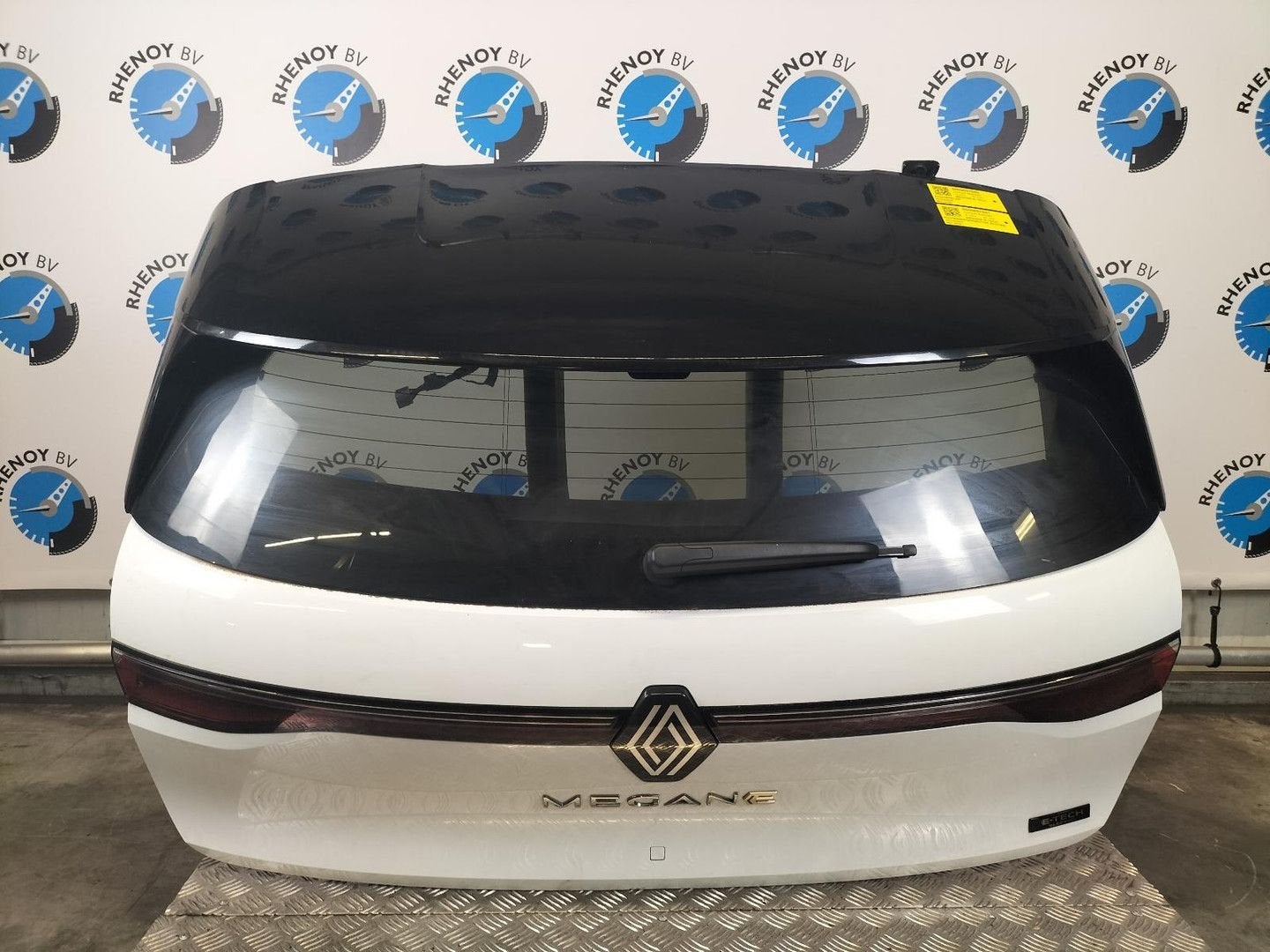 RENAULT MEGANE E-TECH EV60 (BNJ1) ACHTERKLEP 901002481R 2024, Ophalen of Verzenden, Gebruikt, Stiba lid, Achterklep