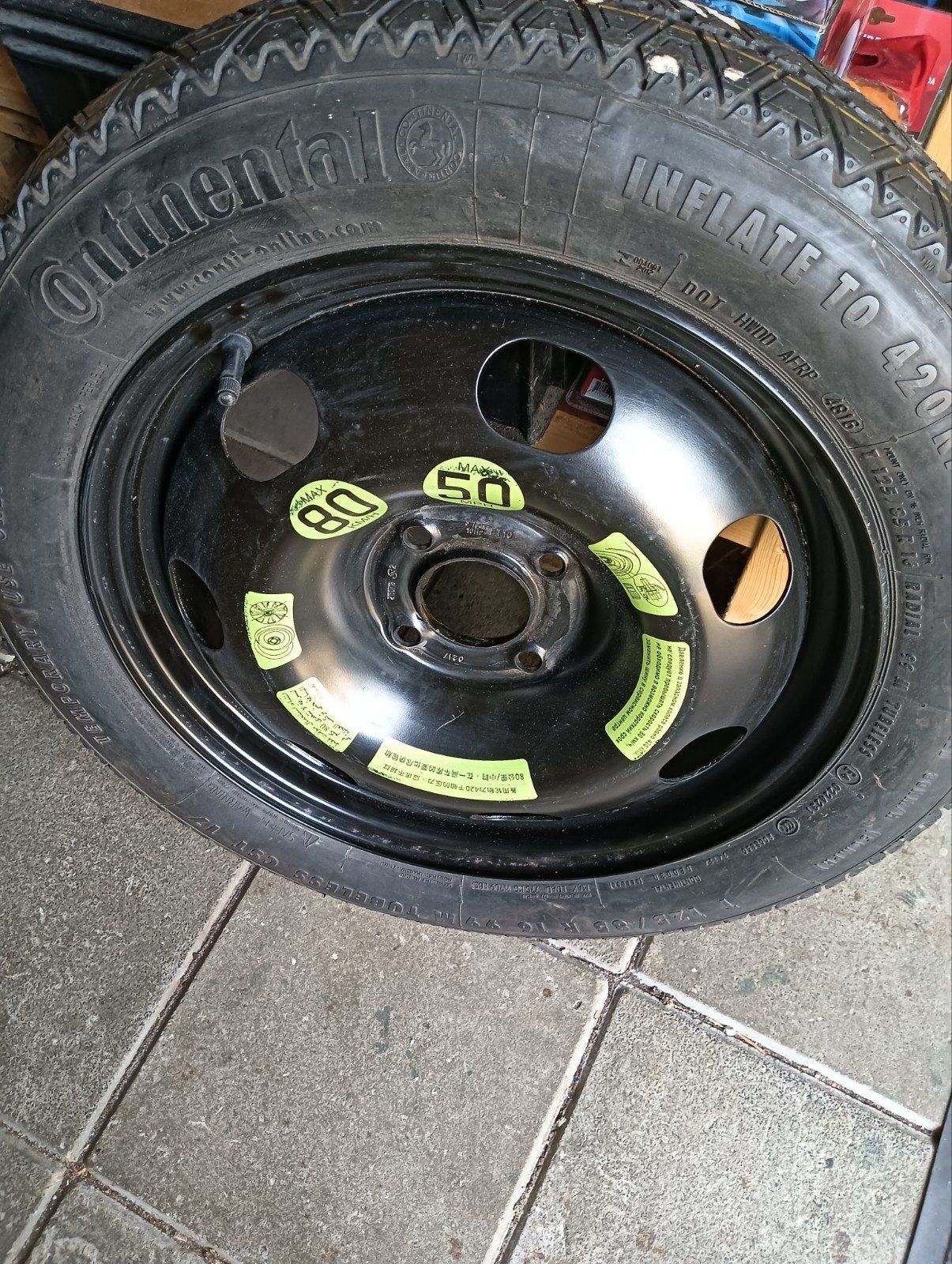 Continental thuiskomer 125/85 R16, Gebruikt, 16 inch, Banden en Velgen, Ophalen of Verzenden