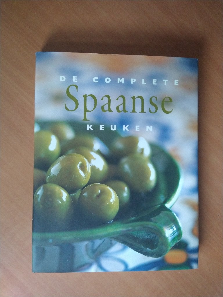 De complete Spaanse keuken, Boeken, Ophalen of Verzenden, Zo goed als nieuw, Spanje