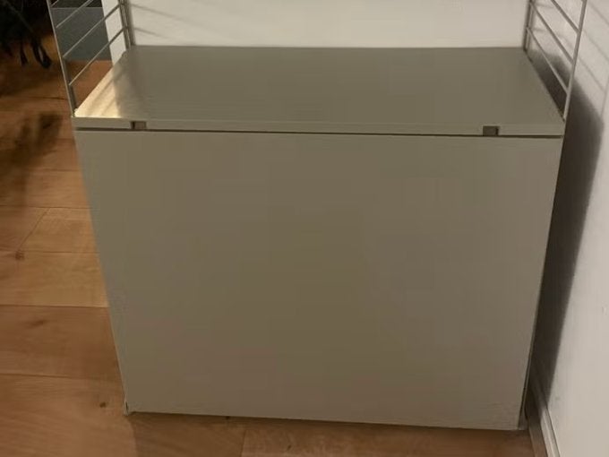 Bureau voor String kast, Ophalen, Zo goed als nieuw