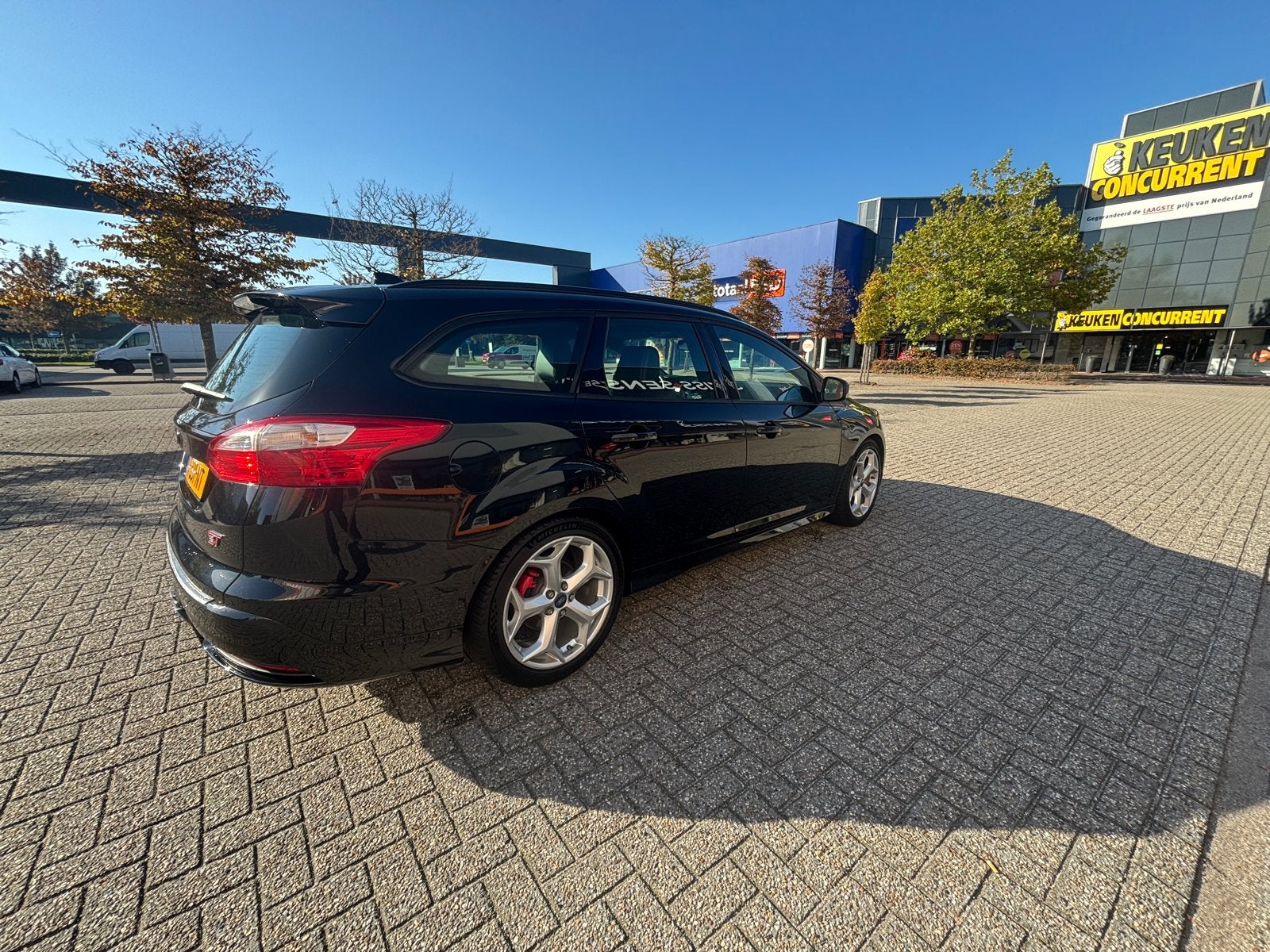 Foto 6 van Ford Focus 2.0 ST 184KW Wagon 2014 Zwart