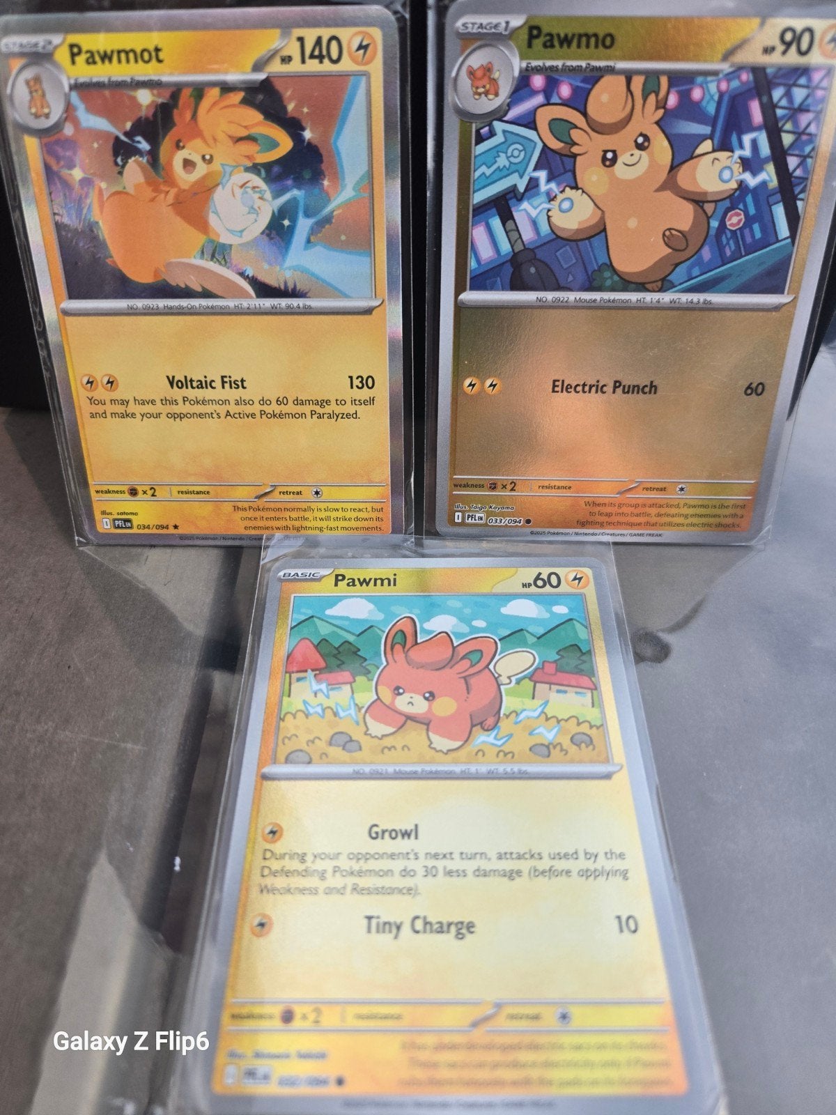 Pokémon Kaarten: Pawmi, Pawmo, Pawmot Evolutie Set, Ophalen of Verzenden, Zo goed als nieuw, Meerdere kaarten