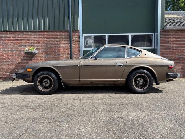 Datsun 280Z 1976 MATCHING HANDBAK in originele kleur bruin, Auto's, Oldtimers, Overige merken, Zwart, Bruin, Handgeschakeld
