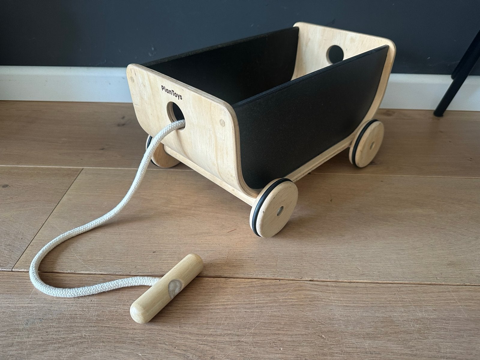 Houten speel / trekkar van PlanToys, Kinderen en Baby's, Speelgoed | Houten speelgoed, Ophalen, Zo goed als nieuw, Duw- of Trekspeelgoed
