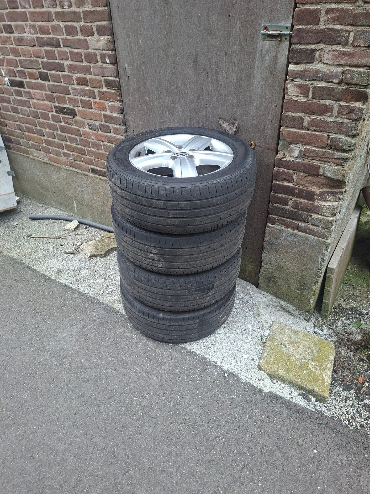Transporter T5 velgen met banden (banden aan vervanging toe), Auto-onderdelen, Banden en Velgen, Banden en Velgen, 17 inch, Ophalen of Verzenden