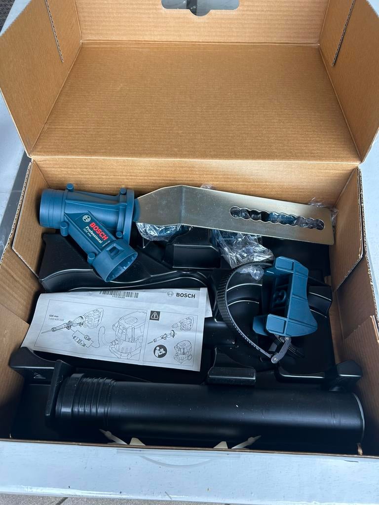 Te koop Bosch stofafzuiging, Doe-het-zelf en Verbouw, Gereedschap | Schuurmachines, Ophalen, Nieuw, 1200 watt of meer, Overige typen